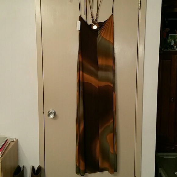 Brown long halter ladies dress with jewels. - Picture 3 of 4