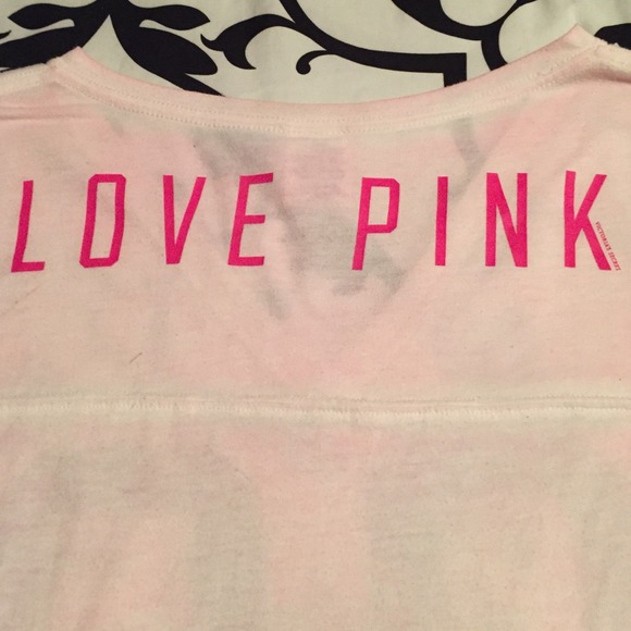 💕Victoria Secret-Pink T-Shirt!!💕 - Picture 3 of 3