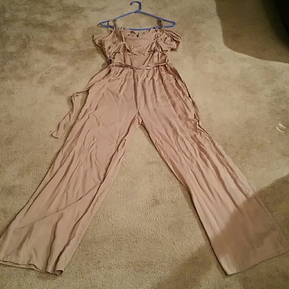 Kaki womens jumper suit with fabric waist belt - Picture 3 of 4