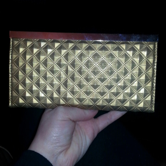 Wallets - Picture 3 of 4