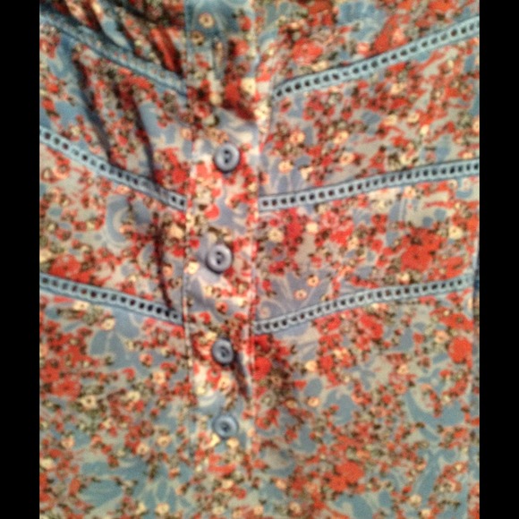 Urban Outfitters Kimchi Blue sheer floral tank XS - Picture 3 of 3