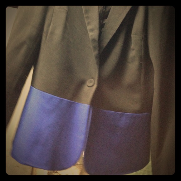 Beautiful royal blue suit jacket