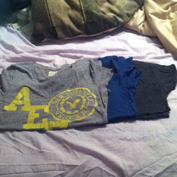 Bundle! 3 AE tshirt. 2 XL an one is L