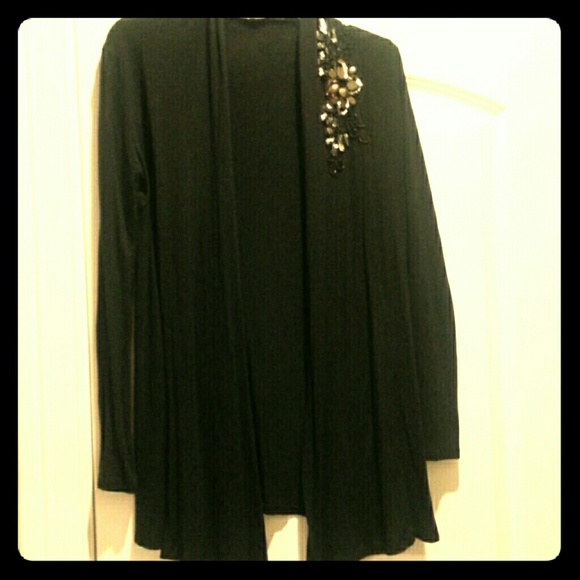 Final mark down! Beautiful embellished shrug - Picture 1 of 4