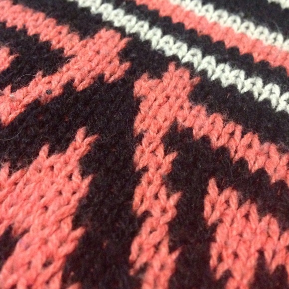 Knitted volcom sweater - Picture 4 of 4