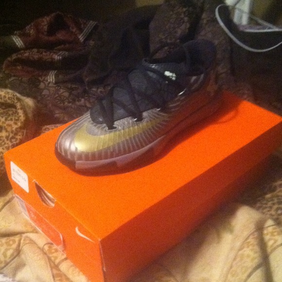 KDVI nike kds