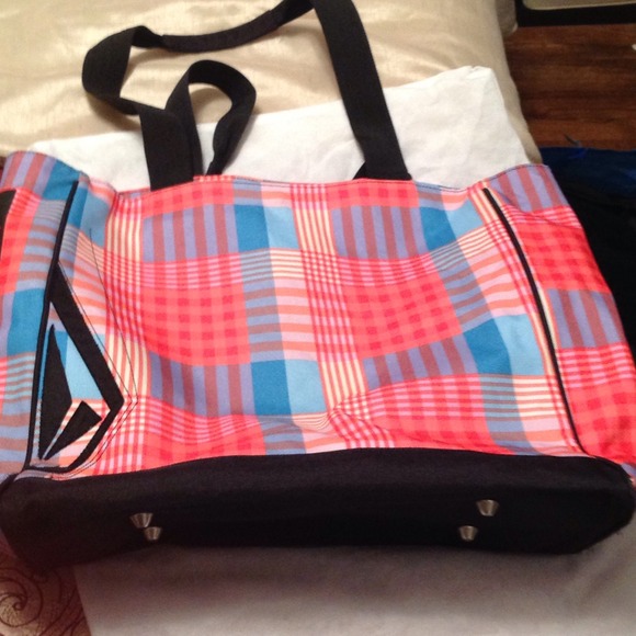 Volcom Tote - Picture 2 of 3