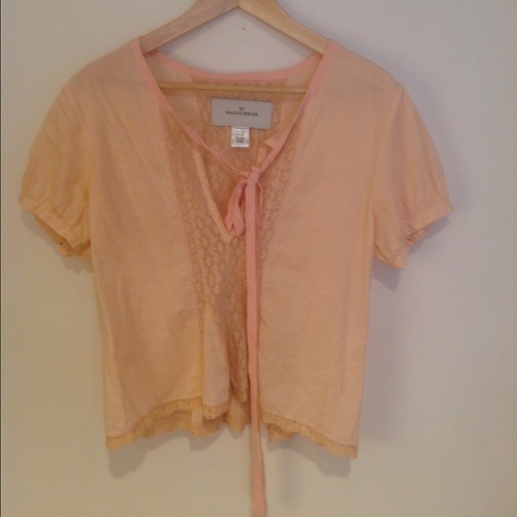 Peach lace top - Picture 1 of 4
