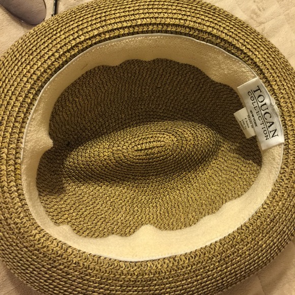 Toucan Hat - Picture 3 of 4