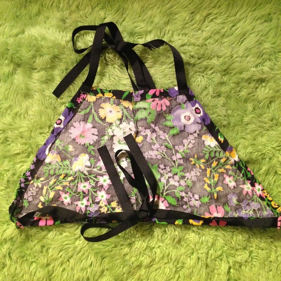 ❤️SOLD❤️ 70s vtg floral crop top halter - Picture 3 of 4