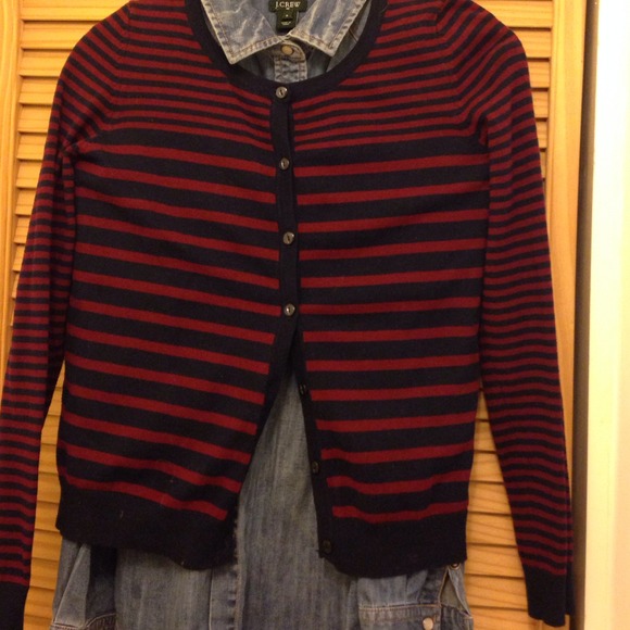 Cute and soft sweater cardigan.  In good shape