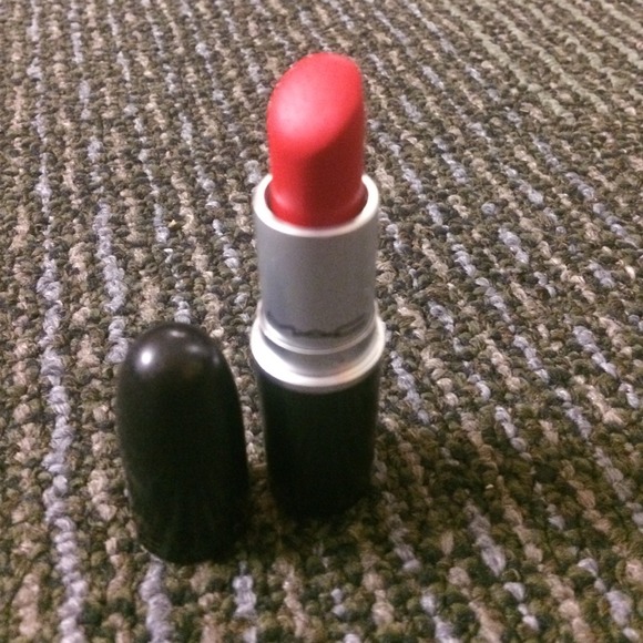 MAC Lipstick in Lady Danger