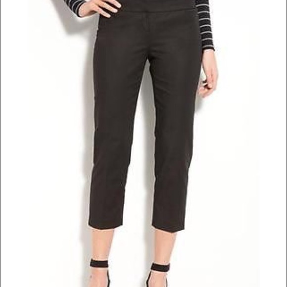 Halogen 'Taylor' Curvy Fit Crop Pants Black 6P