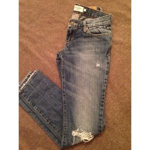 Abercrombie destroyed ripped jeans