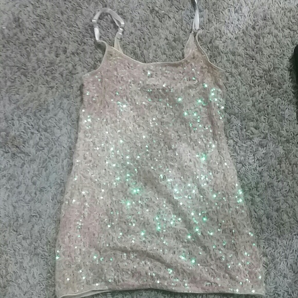 Sequence tank