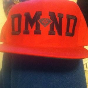 red diamond snap back