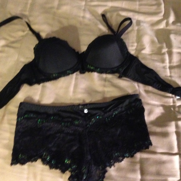 Bra and pantie set by lady Q