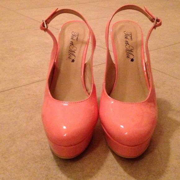 Light pink high heels