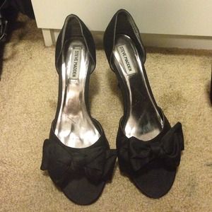 Steve Madden satin heels