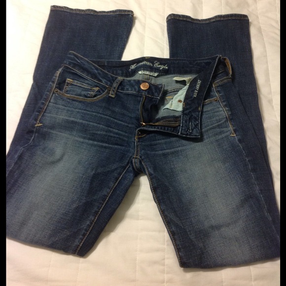 American Eagle Skinny Kick Jeans