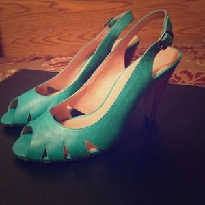 Nine West Teal heels
