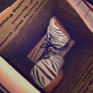In box, ready to go!