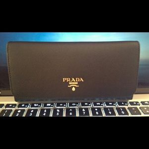 Prada wallet