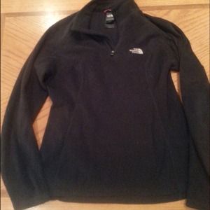 North face pullover jacket