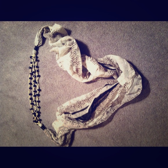Jewelry - Necklace Scarf