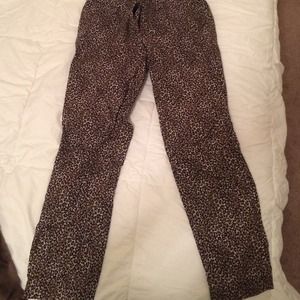 White House Black Market cheetah print capris