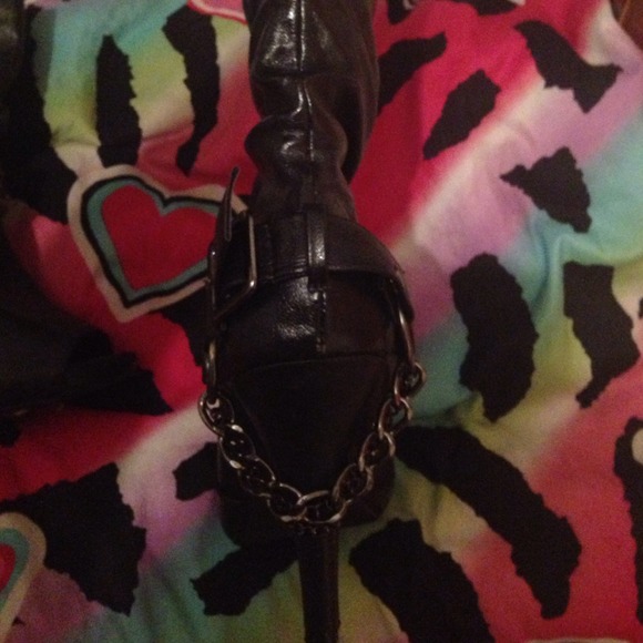 Open toe boots - Picture 2 of 4