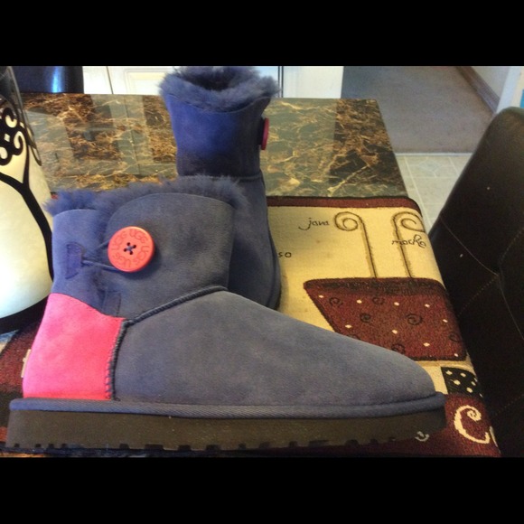 UGGs size woman's 7