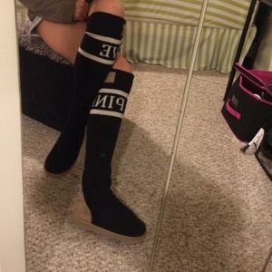 Victoria secret PINK knit boots size 7