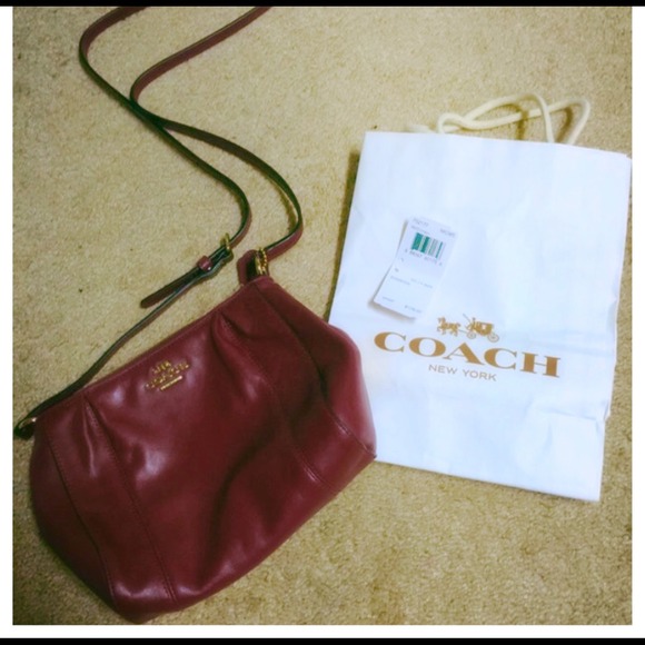 Coach Handbags - !SOLD ALREADY! Authentic Coach NewYork Crossbody