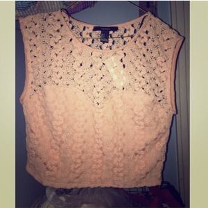 NWT F21 blush crop top💟