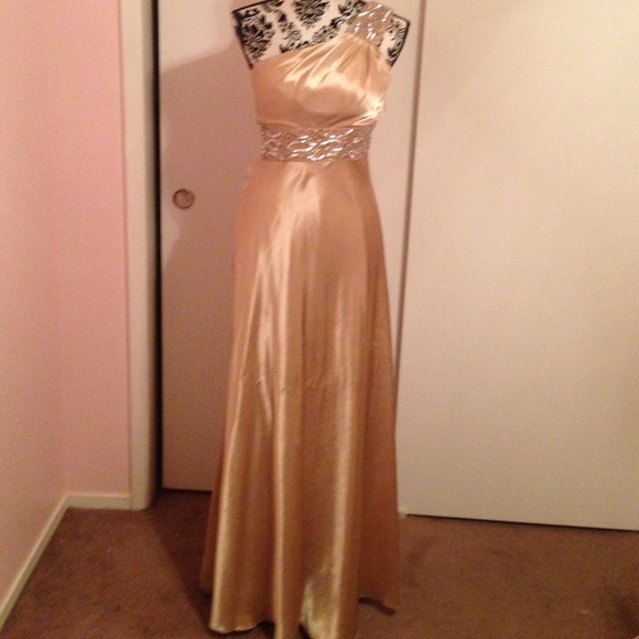 Fancy Gown👠💄🙉