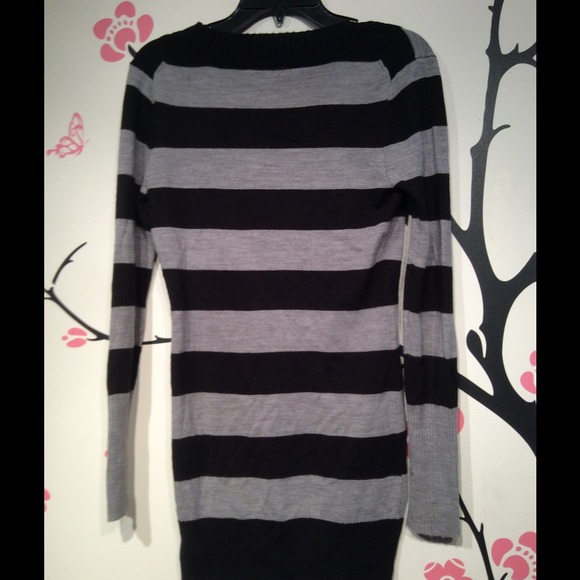 🚺Sweater black & grey dear ab - Picture 2 of 3