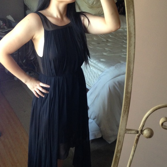 ⛔️SOLD⛔️Theysken's Theory Asymetrical Silk Dress - Picture 4 of 4