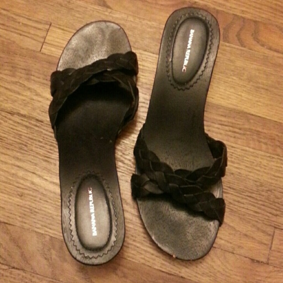 Banana repulic wood sandal size 8.5 black