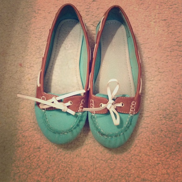 Tiffany blue flats