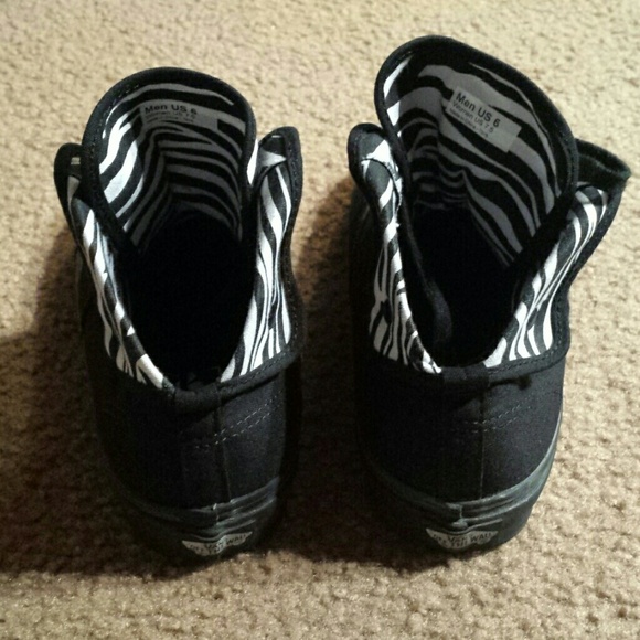 SOLD - Picture 3 of 3