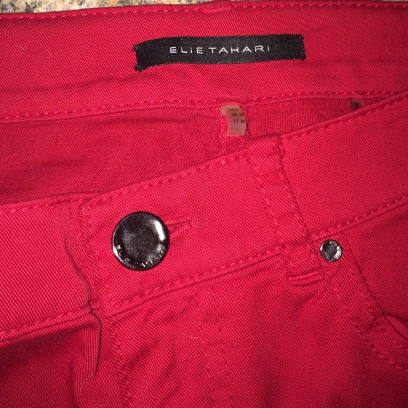 Elie Tahari 💋 bright red ❤️ soft jeans - Picture 4 of 9