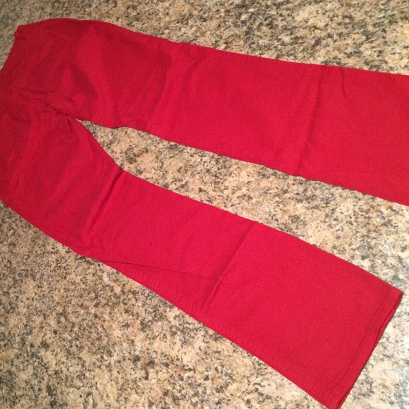 Elie Tahari 💋 bright red ❤️ soft jeans - Picture 5 of 9