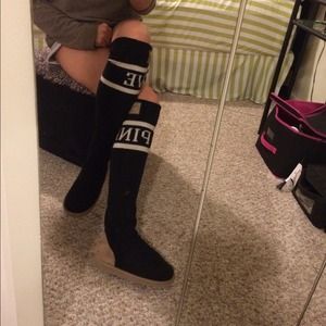 Victoria secret pink knit booties