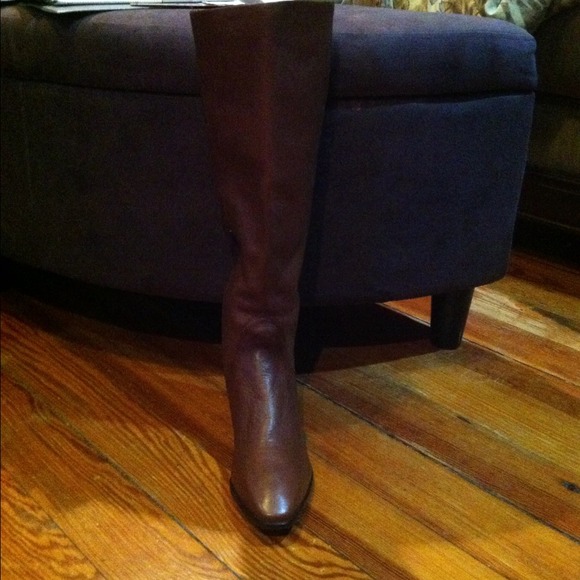 Vintage 70's Knee High Leather Boots🌸 - Picture 3 of 4