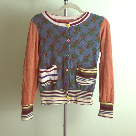 Uniq sweater