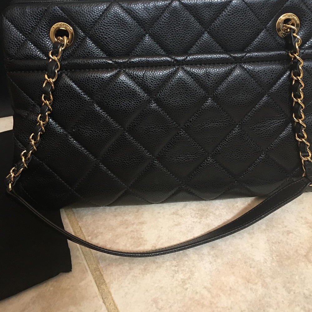 KEEPING FOR NOW - CHANEL Black Leather Quilted Bag - Picture 7 of 8
