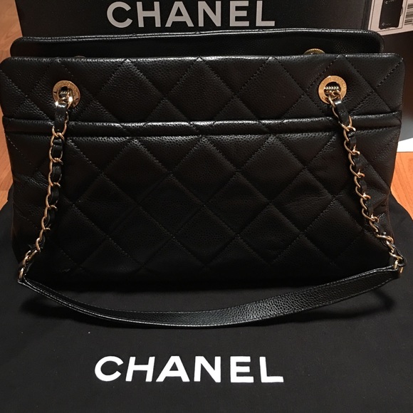 KEEPING FOR NOW - CHANEL Black Leather Quilted Bag - Picture 2 of 8
