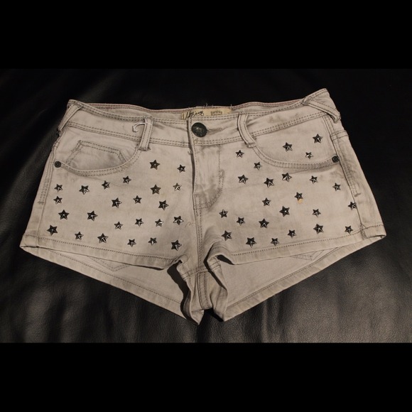 Grey Denim Shorts With Stars