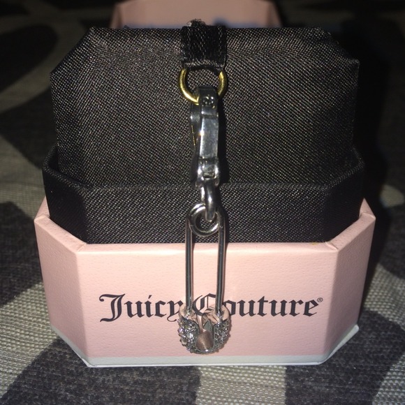🚫 SOLD 🚫 Juicy Couture Safety Pin Charm